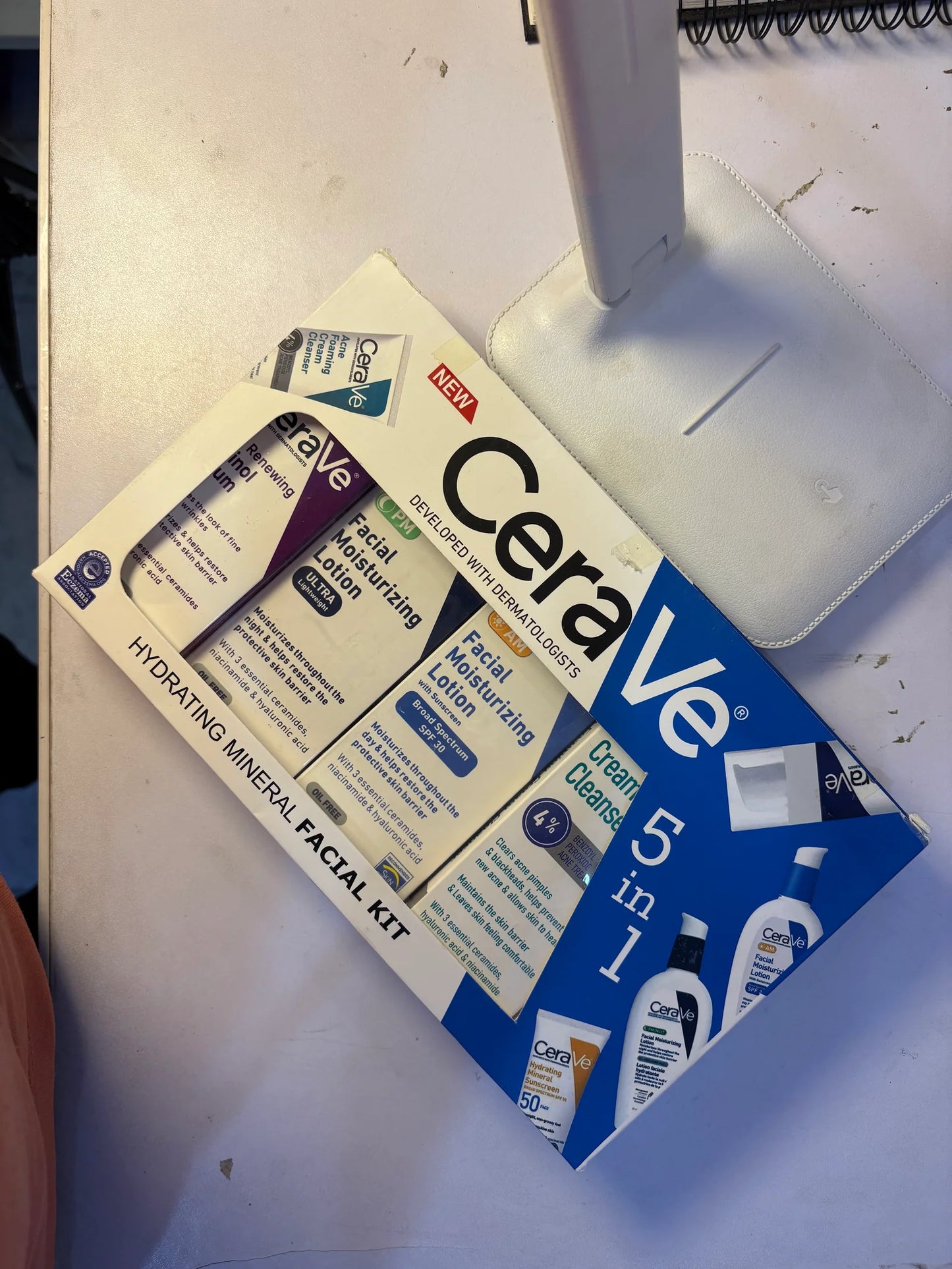 Cerave Mineral Facial Kit